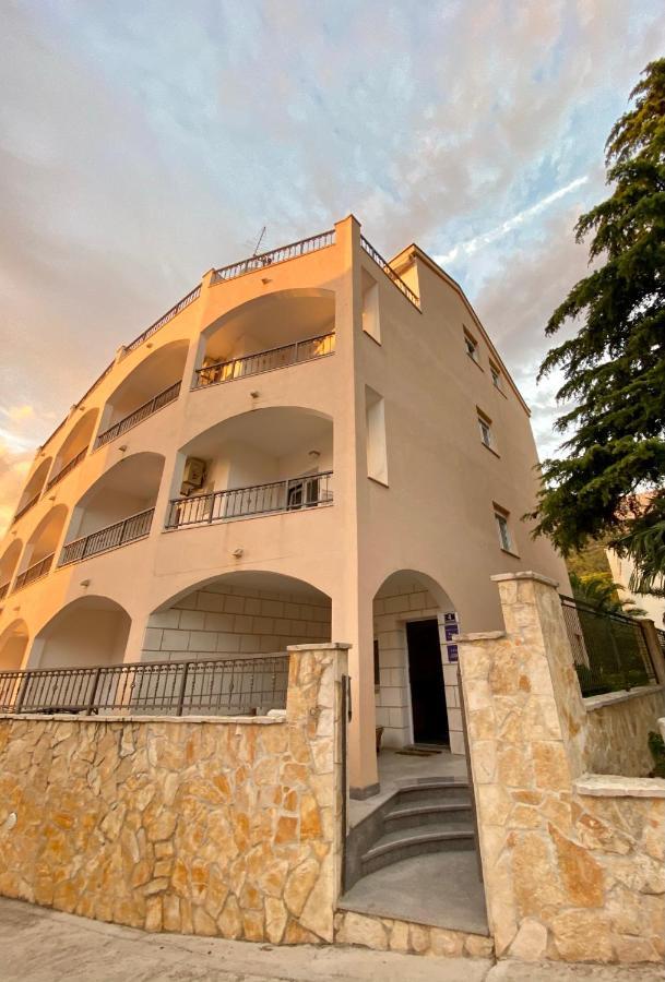 Apartments Grozdana Gradac  Luaran gambar