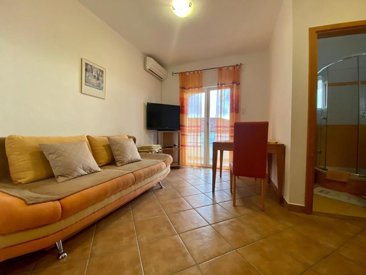 Apartments Grozdana Gradac  Luaran gambar
