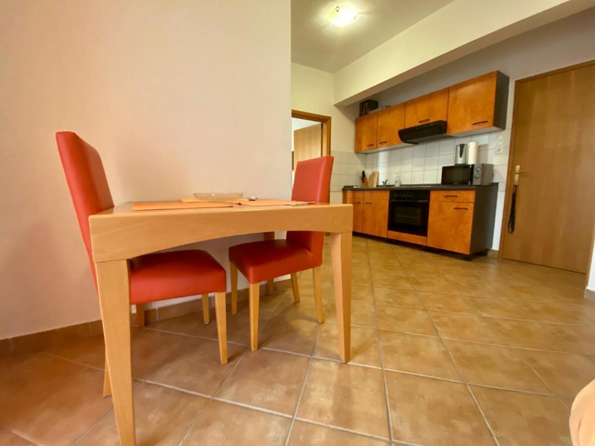 Apartments Grozdana Gradac  Luaran gambar