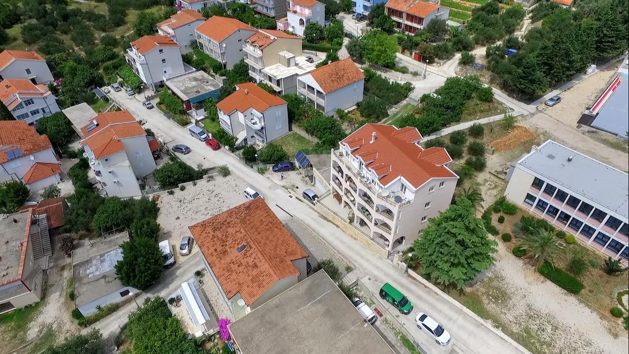 Apartments Grozdana Gradac  Luaran gambar